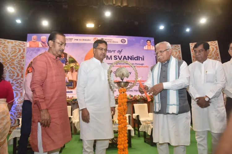 Khattar Addresses PM SVANidhi Event, Felicitates Vendors in Agartala