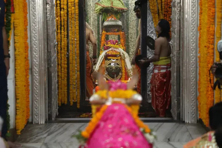Khattar Attends Mahakal Shayan Aarti in Ujjain