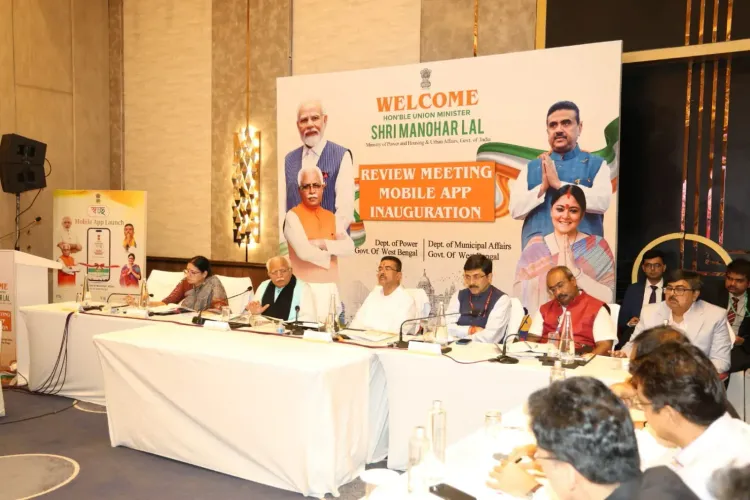 Khattar Launches SwachhaApp Pilot in Kolkata
