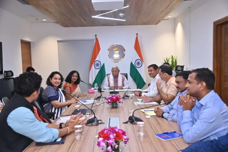 Khattar meets Google Maps team on urban mobility, last-mile connect