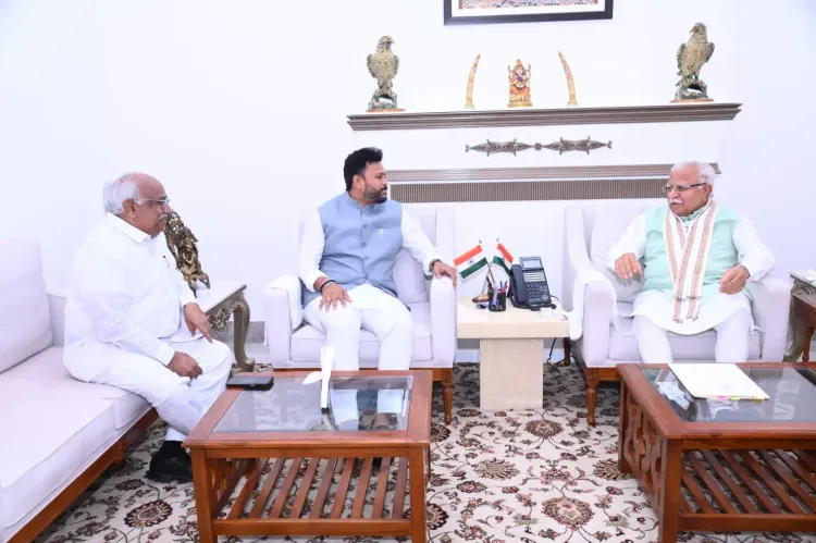 Khattar Meets Ram Mohan Naidu on Vizag Metro Project