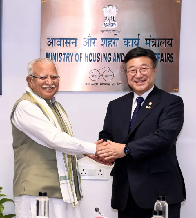 Khattar Meets South Korea Minister on Urban, Climate Ties