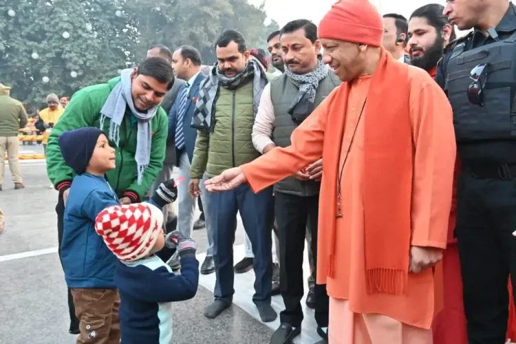 क्या खिचड़ी पर्व से पहले गोरखनाथ मंदिर में श्रद्धालुओं की भीड़ उमड़ी?