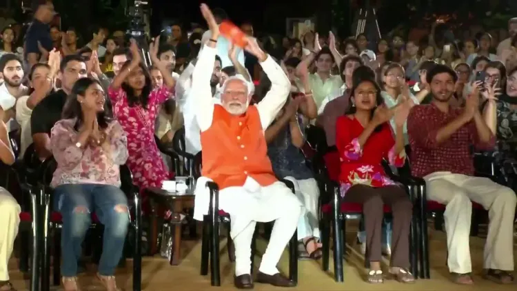 Kishan Reddy hails PM Modi at Delhi Bhajan Clubbing event