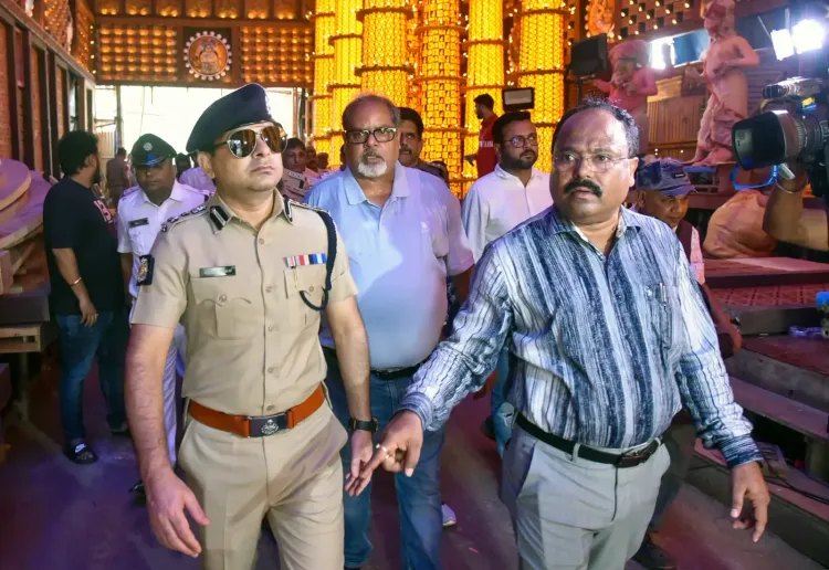 Kolkata Durga Puja stampede: Police cancel VIP passes, issue new safety rules after 19 deaths