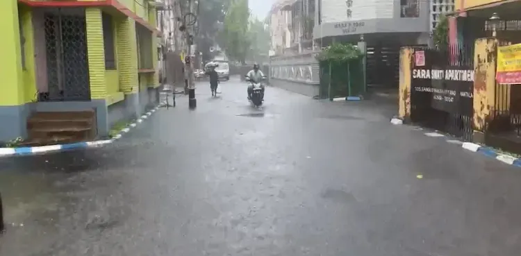 Kolkata, South Bengal brace for thunderstorms; North Bengal faces heavy rain till Friday