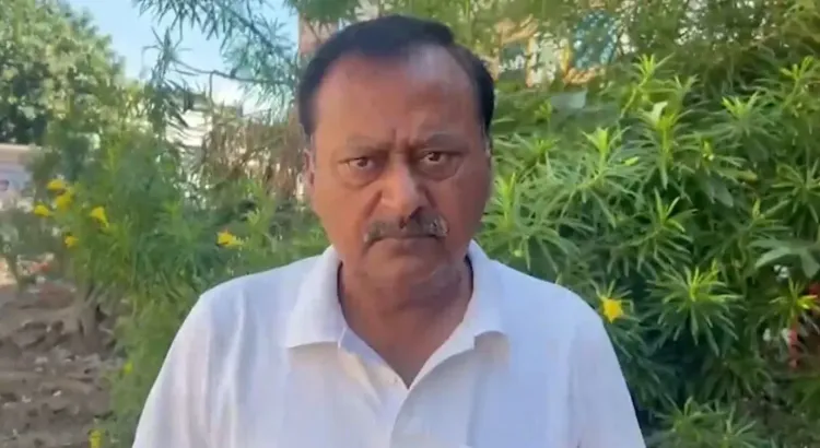 राम मंदिर ट्रस्ट विवाद: कांग्रेस ने गोविंद देव गिरी से माँगा इस्तीफा, ट्रस्ट भंग करने की उठाई माँग