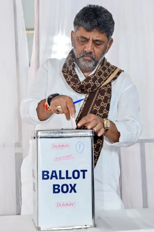 Karnataka Council polls: Cross-voting fears shadow Shivakumar's prestige test