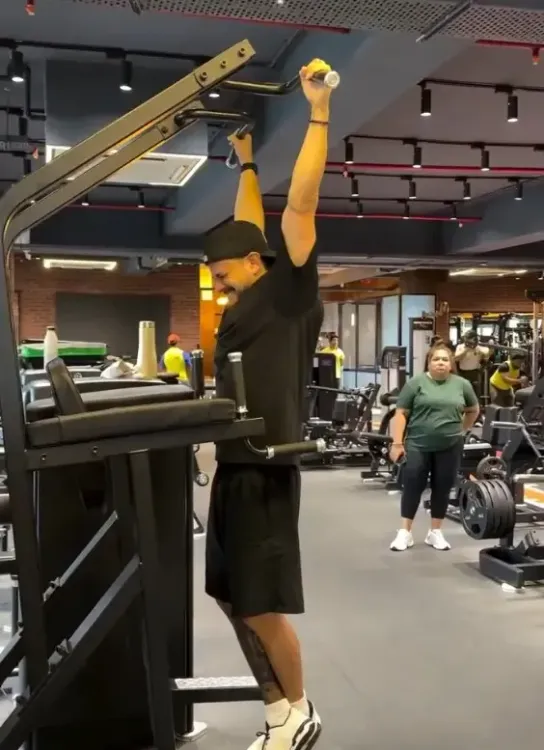 Kunal Kemmu hits 33 pull-ups personal best, says 'no shortcuts in life'