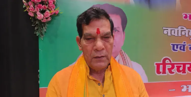 राम मंदिर चढ़ावा विवाद: दोषियों पर होगी कड़ी कार्रवाई, मंत्री ए.के. शर्मा का गोरखपुर में ऐलान