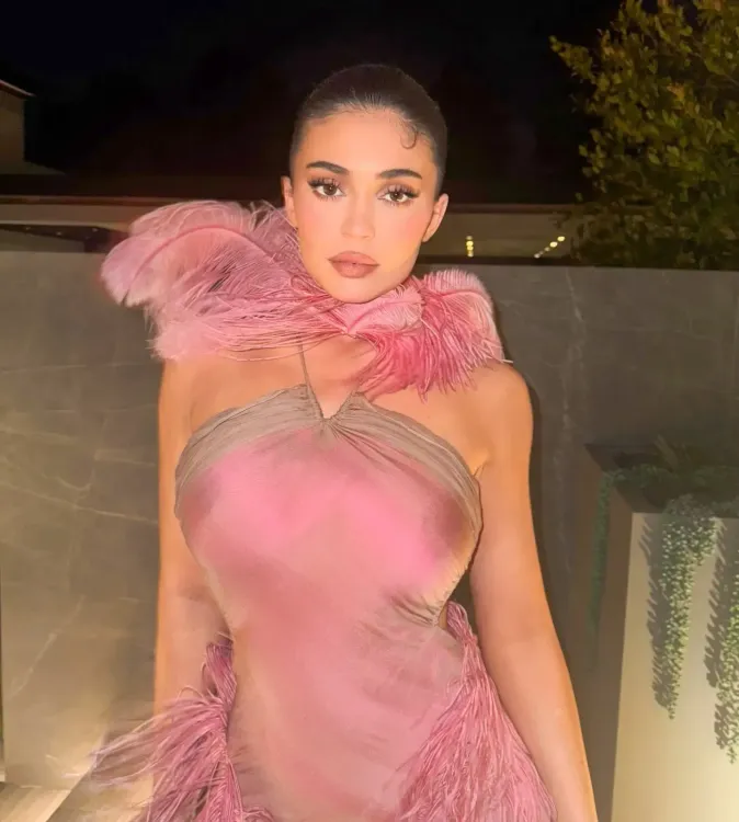 Is Kylie Jenner Heating Up Instagram in a Gold Metallic Bikini?
