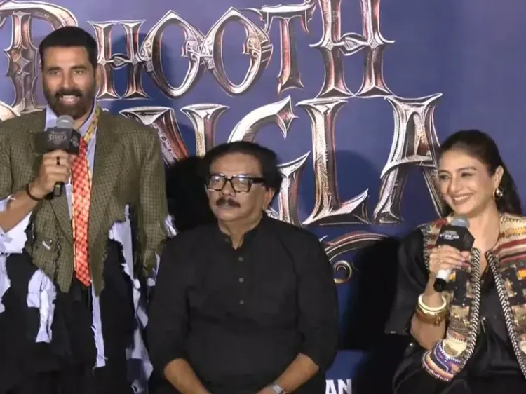 अक्षय कुमार और तब्बू ने 25 साल बाद क्यों की <b>भूत बंगला</b> में वापसी?