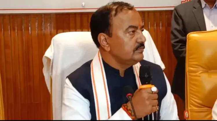 लाल गलियारे में अब ‘वंदे मातरम्’ की आवाज़, नक्सलवाद का प्रभाव कम: केशव प्रसाद मौर्य