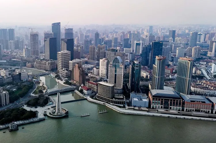 चीनी प्रधानमंत्री ली छ्यांग ने राज्य परिषद की कार्यकारी बैठक का संचालन किया