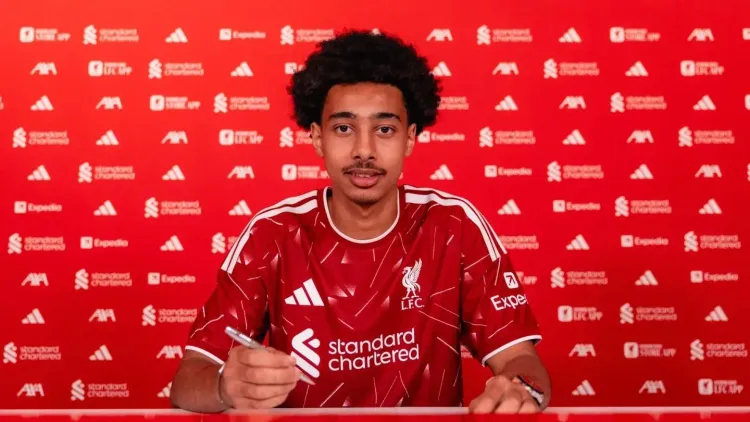 Liverpool sign French wonderkid Djylian N'Guessan from Saint-Etienne