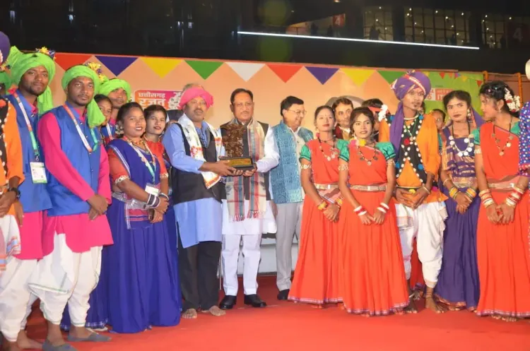 क्या भारत मंडपम में लोक कलाकारों की प्रस्तुति ने छत्तीसगढ़ को गूंजाया?