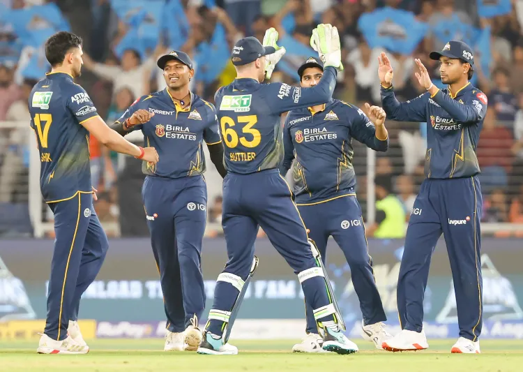 Matthew Hayden Analyzes GT's Devastating Loss to RR: Key Wickets Shifted Momentum
