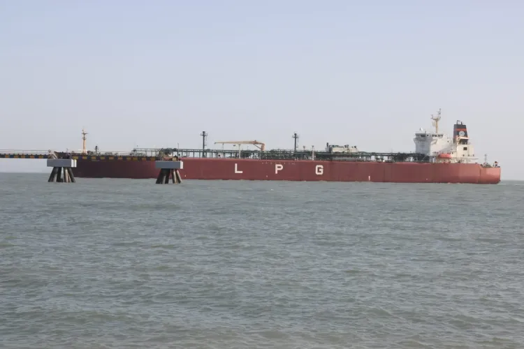 Shivalik LPG Vessel Delivers 20,000 MT to Mundra, 26,000 MT to Mangaluru