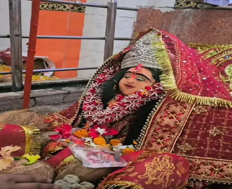 मां बगदाई मंदिर: जहां भोग के रूप में चढ़ते हैं 5 पत्थर; अद्भुत परंपरा