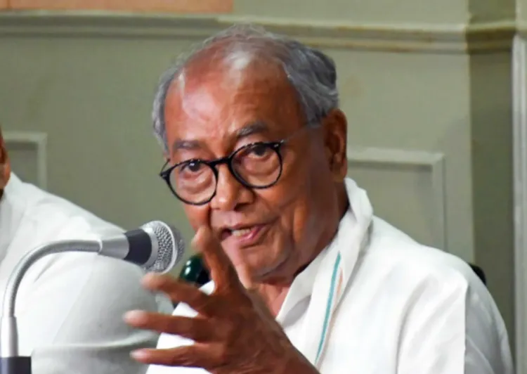 क्या मध्य प्रदेश में कांग्रेस ने जमीनी तैयारी शुरू की है, दिग्विजय की मौजूदगी में ग्राम समिति का गठन?