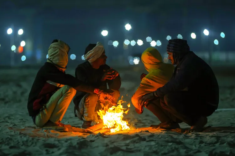 क्या मध्य प्रदेश में कड़ाके की ठंड ने तापमान को 5 डिग्री तक लुढ़का दिया?