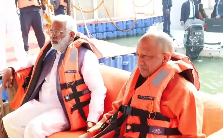 Did UP CM Adityanath Offer Prayers at the Holy Ganga River During Magh Mela 2026?