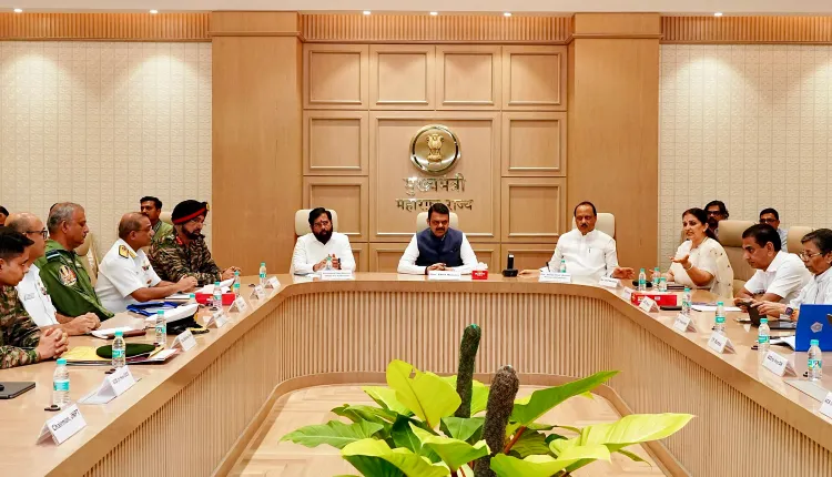 How is the Maharashtra Cabinet Supporting Street Children with the Flying Squad Scheme?