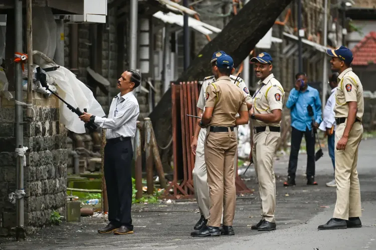 मुंबई मेयर कार्यालय और स्कूलों को बम की धमकी, पुलिस ने तीसरी बार हाई अलर्ट जारी किया