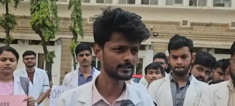 महाराष्ट्र इंटर्न डॉक्टरों का अल्टीमेटम: ₹30,000 स्टाइपेंड न मिला तो 2 नवंबर से हड़ताल