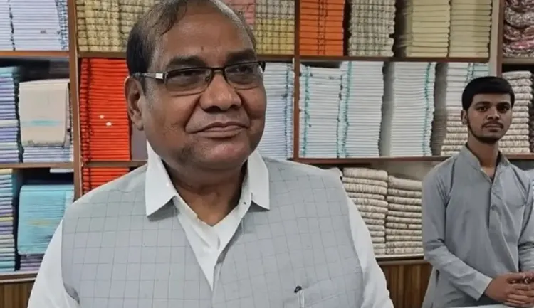 क्या महात्मा गांधी की अहिंसा की अवधारणा आज भी प्रासंगिक है? : सांसद बृजलाल