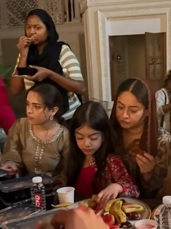 Mahhi Vij Celebrates Ramadan with Heartfelt Iftar for Cast and Crew