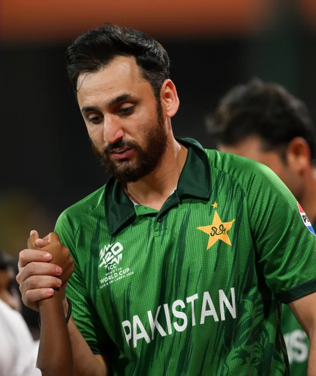 सलमान आगा का विवादास्पद रन-आउट: खेल भावना पर उठे सवाल