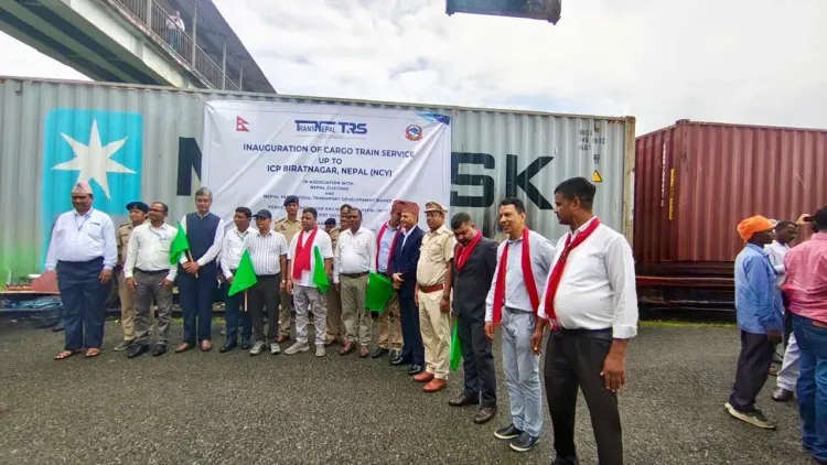 कोलकाता पोर्ट से बिराटनगर पहुंची कैनोला की पहली खेप, भारत-नेपाल ट्रांजिट संधि का ऐतिहासिक परिणाम