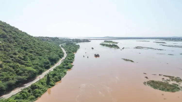 Was a Major Disaster Averted at Sangam Barrage?