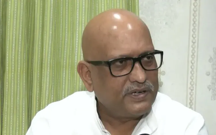 क्या 'मेक इन इंडिया' के नाम पर हो रहा है झूठा प्रचार?: अजय राय