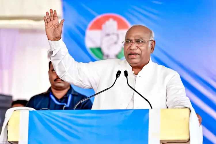 खड़गे की अपील: बंगाल के दूसरे चरण में बिना डर वोट करें, युवाओं से विशेष आग्रह