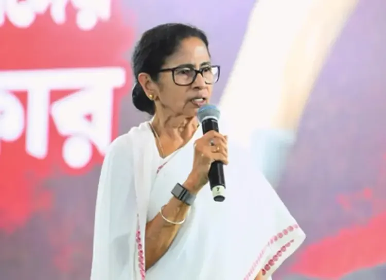 Mamata Banerjee Unveils West Bengal Traders' Welfare Board