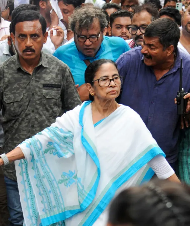 TMC Mamata faction files 4 police complaints against rebel group in Kolkata