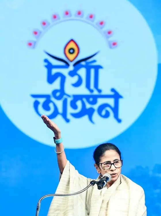 Has Mamata Banerjee’s Balancing Act Between Muslim Welfare and Hindu Outreach Come Too Late?