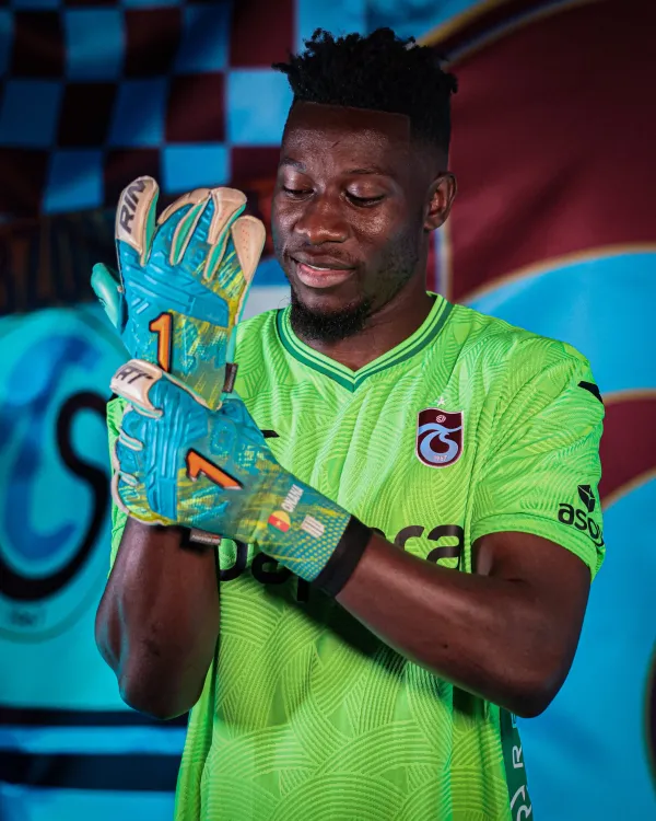 Has Manchester United's goalkeeper Andre Onana moved to Trabzonspor?