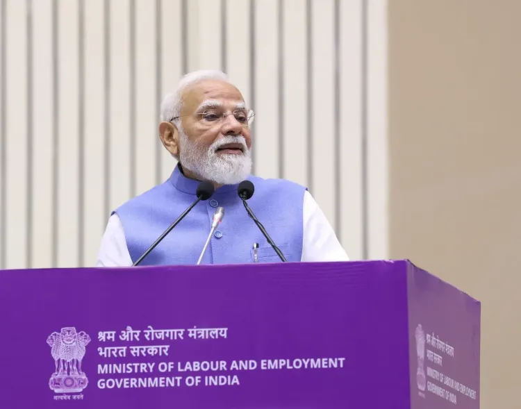 Mandaviya Backs PM Viksit Bharat Rozgar Yojana for Youth