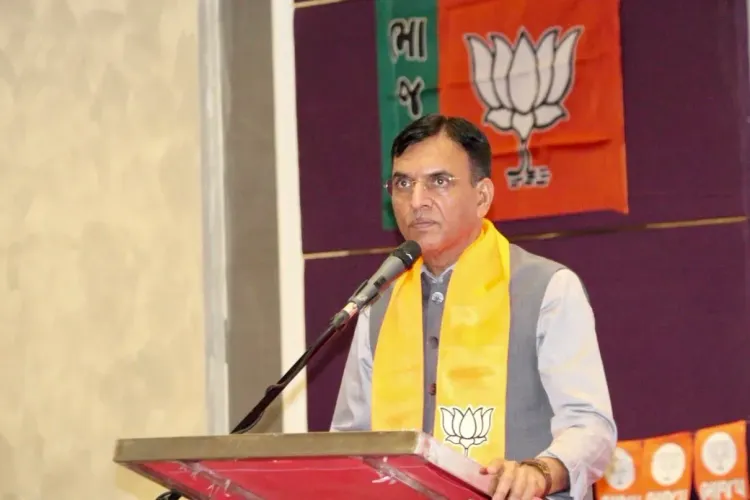 Mandaviya joins BJP cadre training drive in Bhavnagar