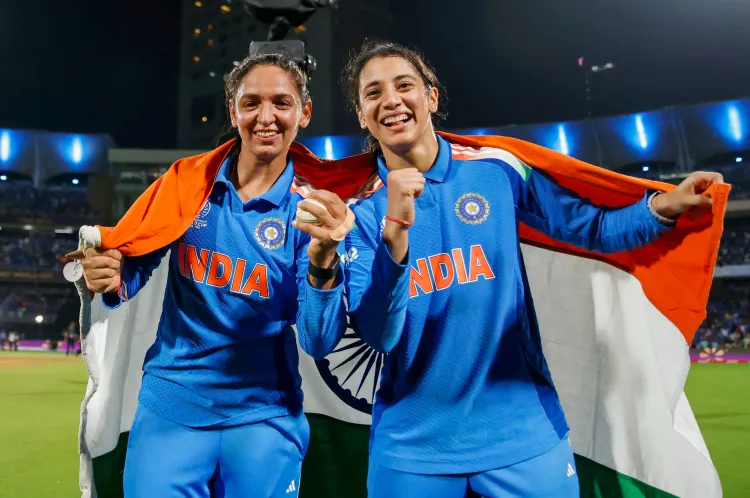Did Mandhana Celebrate Harmanpreet's Honor at PCA?
