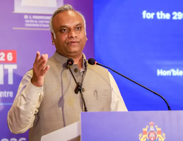 मंगलुरु कैबिनेट पर भाजपा की टिप्पणी से भड़के प्रियांक खड़गे: करावली को ₹32,611 करोड़ का विकास पैकेज