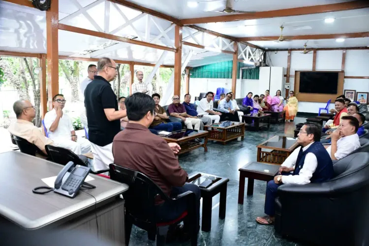 Manipur CM calls on Meiteis to be 'big brother' in ending 3-community ethnic crisis