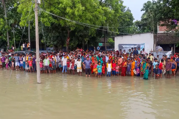 Bihar floods: Manoj Jha, Tejashwi Yadav slam Centre as Shivraj Chouhan arrives