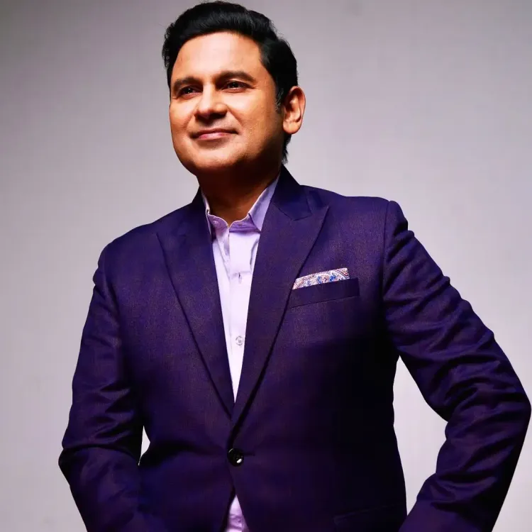 How Will Manoj Muntashir's 'Mera Desh Pahle: The Untold Story Of Shri Narendra Modi' Inspire Youth?