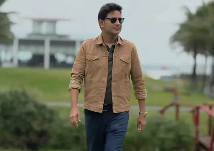 What Did Manoj Muntashir Say About India's Film Superstars and A.R. Rahman's Comments?