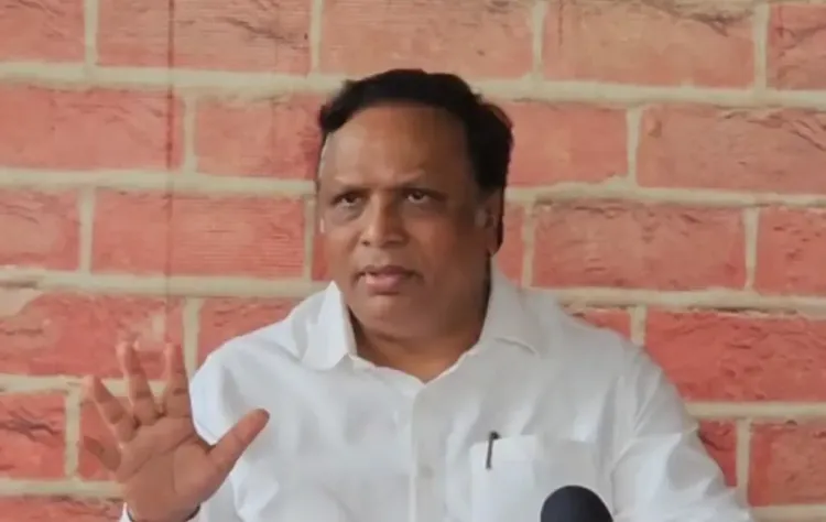 क्या मराठी के लिए साथ आए ठाकरे बंधु, या सिर्फ अपने नैरेटिव सेट कर रहे हैं?