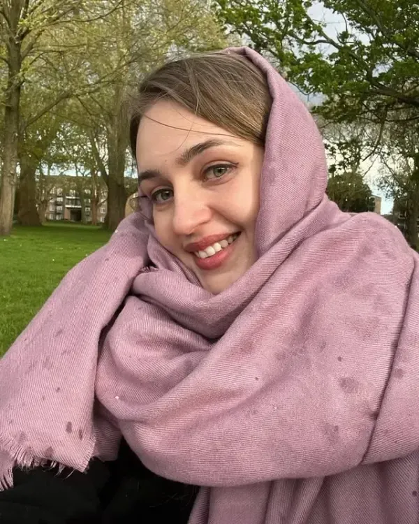 Maria Riabhoshapka Shares How Easter Brought Light in Uncertain Times